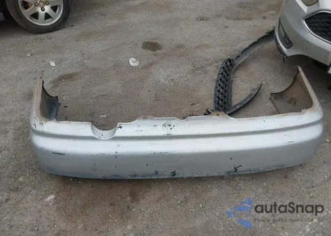 1998 Honda Civic Lx z USA, uszkodzony, nr VIN 1HGEJ6575WL012021